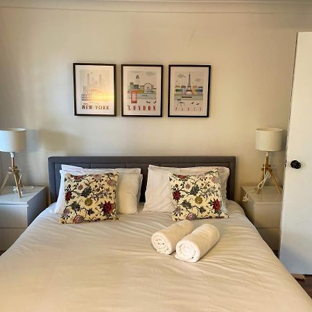 Вилла 2A Seymour Road Саттон Экстерьер фото