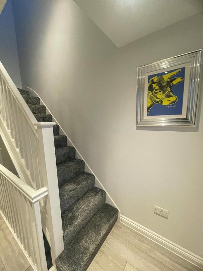 Вилла 2A Seymour Road Саттон Экстерьер фото